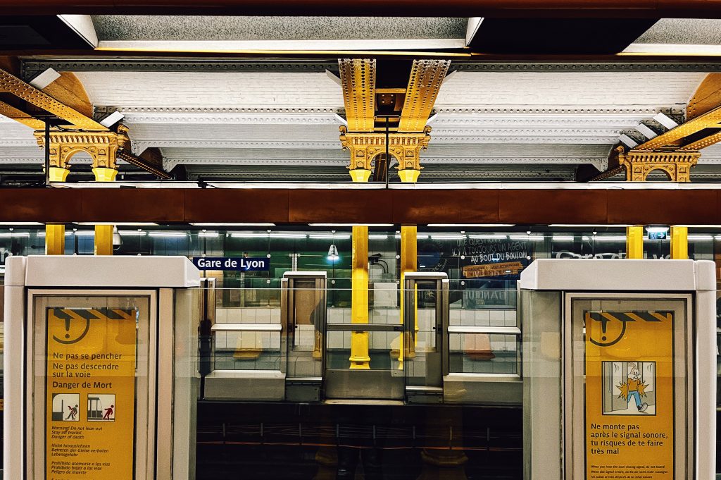 Photo de la station de metro Gare de Lyon - Challenge 100 jours de lumière