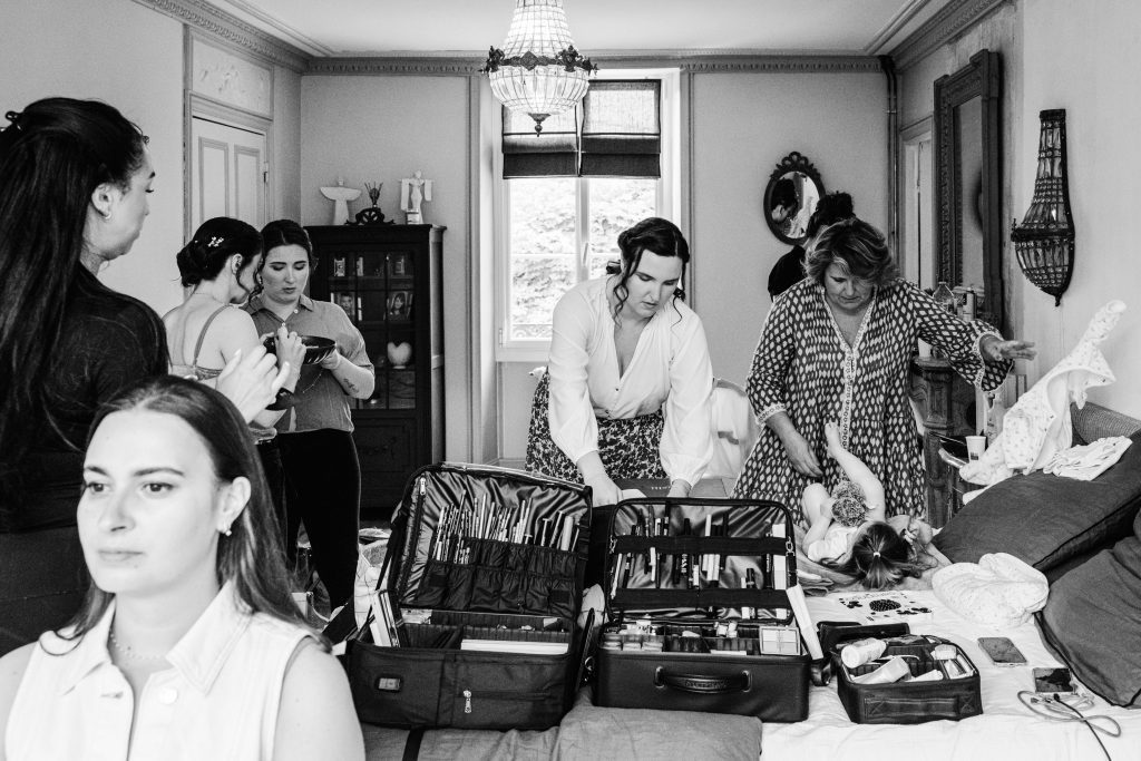 Reportage photo de mariage authentique en Ile de France. Photographie de mariage par Mariecarlota Photographie à Paris et Normandie.