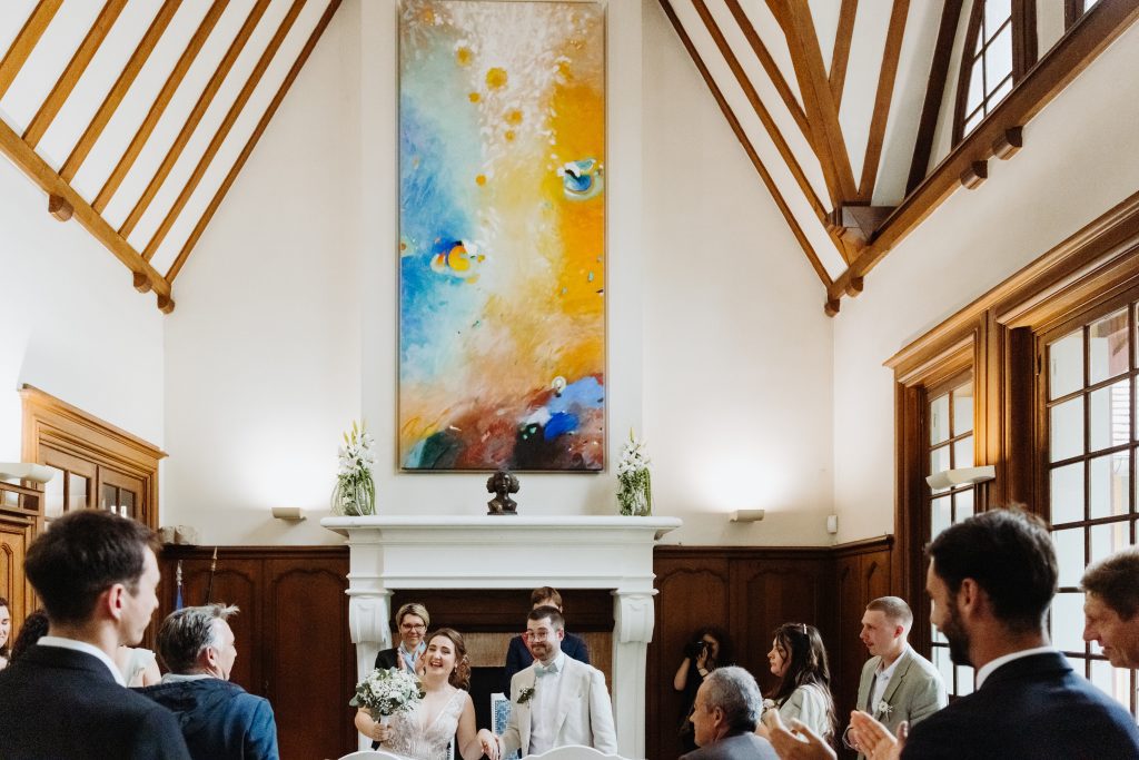 Reportage photo de mariage authentique en Ile de France. Photographie de mariage par Mariecarlota Photographie à Paris et Normandie.