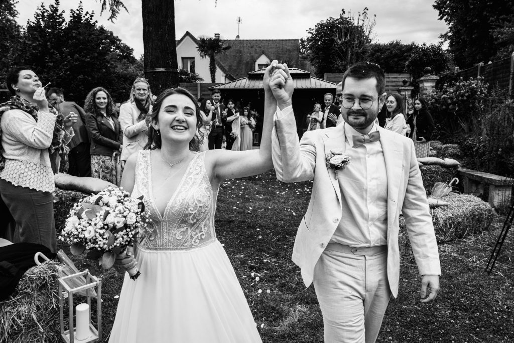 Reportage photo de mariage authentique en Ile de France. Photographie de mariage par Mariecarlota Photographie à Paris et Normandie.